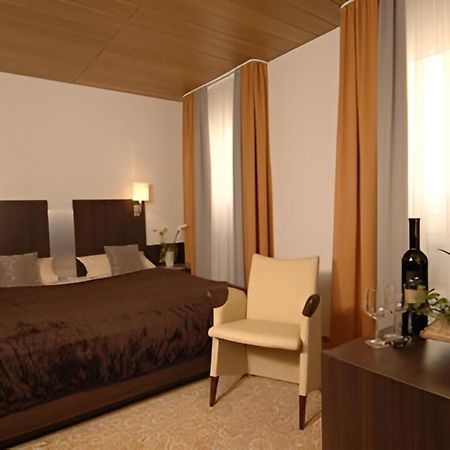 Adler Hotel Garni Ostfildern Exterior photo